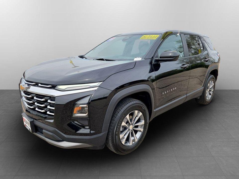 used 2025 Chevrolet Equinox car, priced at $25,637