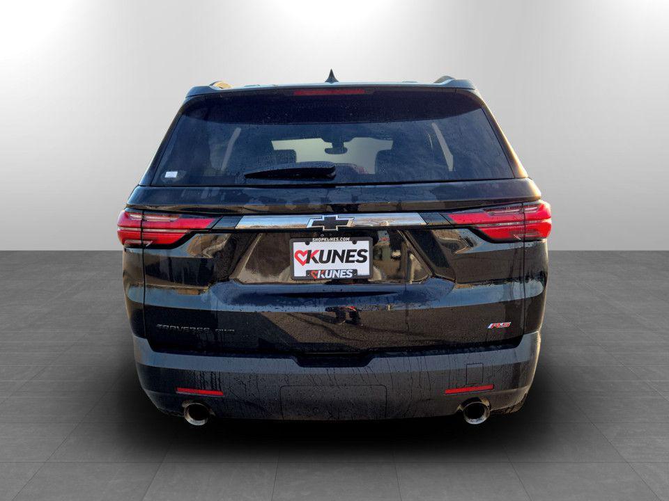 used 2023 Chevrolet Traverse car, priced at $37,199