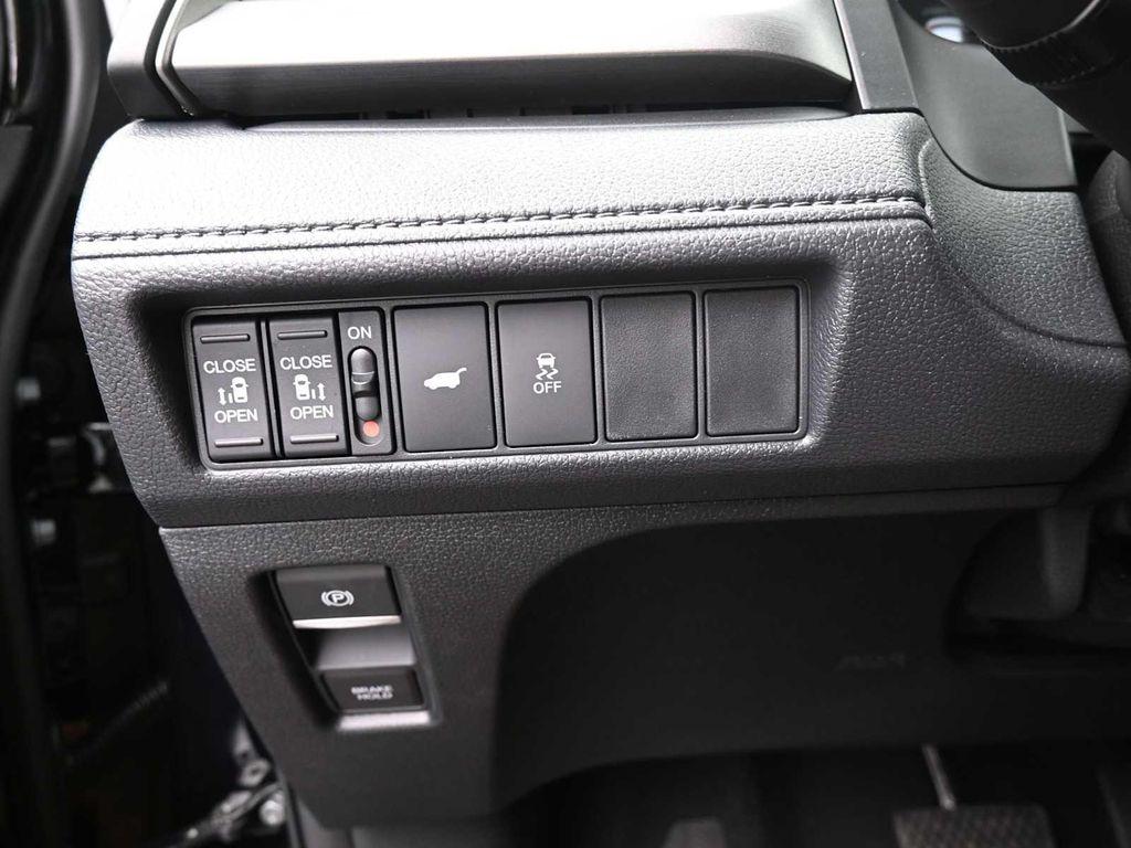 new 2026 Honda Odyssey car, priced at $44,290