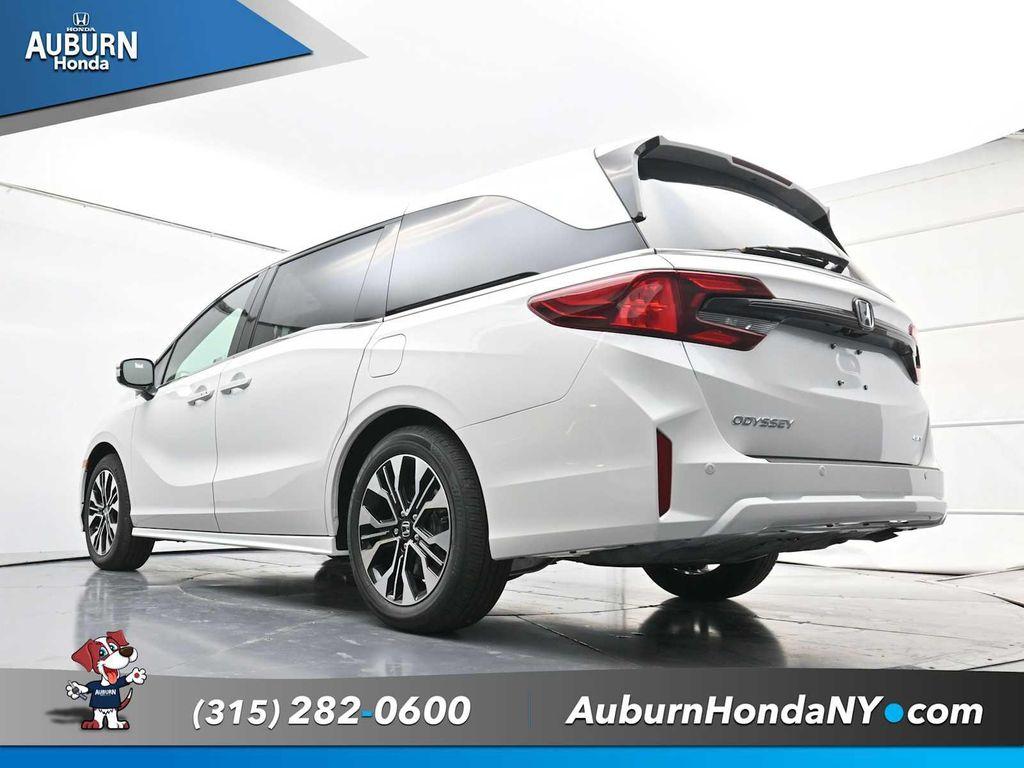 new 2026 Honda Odyssey car, priced at $53,645