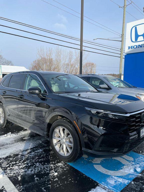 used 2025 Honda CR-V car, priced at $32,759