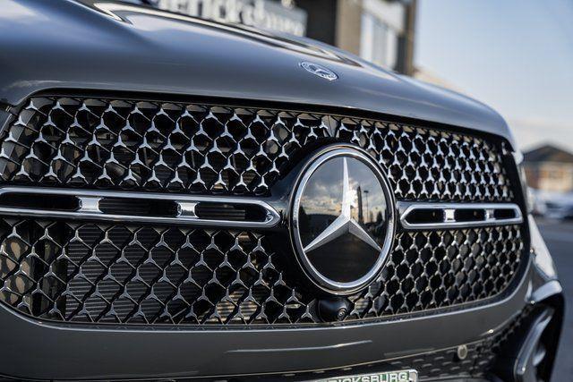 new 2026 Mercedes-Benz GLE 450 car, priced at $79,100
