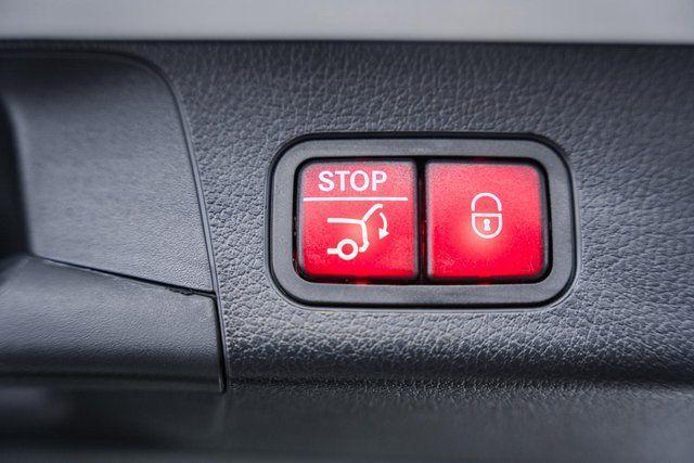 used 2025 Mercedes-Benz GLB 250 car, priced at $40,000