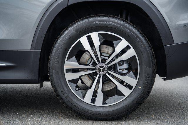 new 2026 Mercedes-Benz GLB 250 car, priced at $53,095