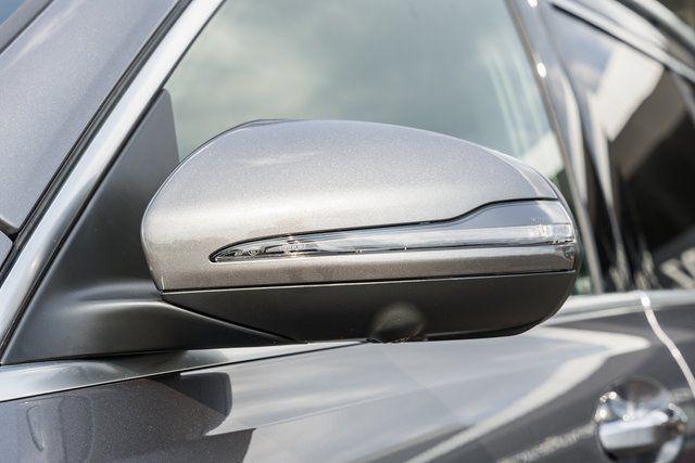 new 2025 Mercedes-Benz GLB 250 car, priced at $54,540