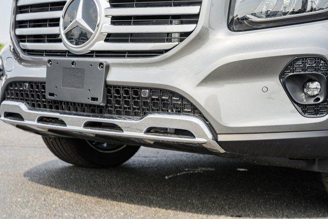 new 2025 Mercedes-Benz GLB 250 car, priced at $54,540