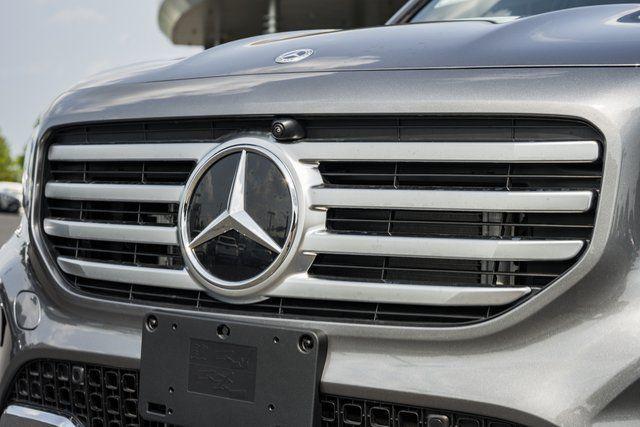 new 2025 Mercedes-Benz GLB 250 car, priced at $54,540