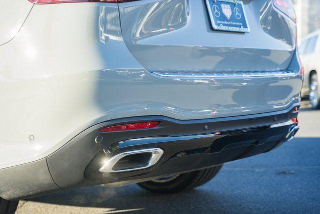 new 2026 Mercedes-Benz GLS 450 car, priced at $125,645