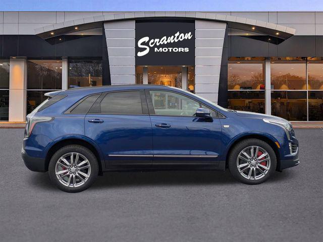 new 2025 Cadillac XT5 car, priced at $58,995