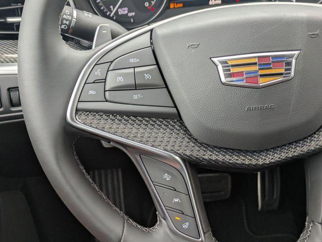 new 2025 Cadillac XT5 car, priced at $58,995