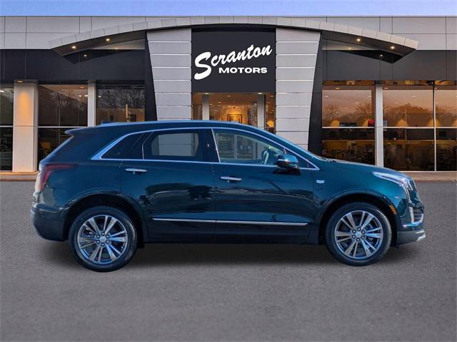 new 2026 Cadillac XT5 car, priced at $60,595