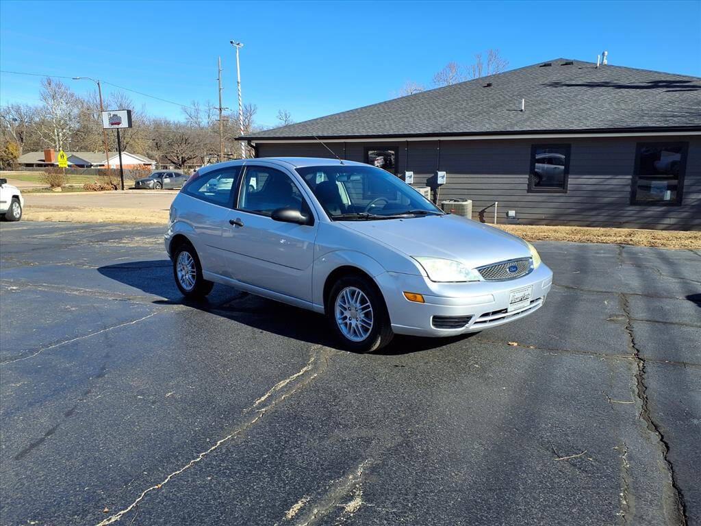 used 2006 Ford Focus car, priced at $3,988