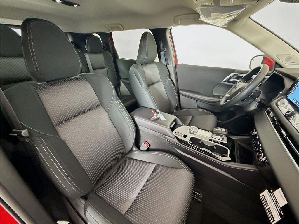 new 2026 Mitsubishi Outlander car, priced at $32,870