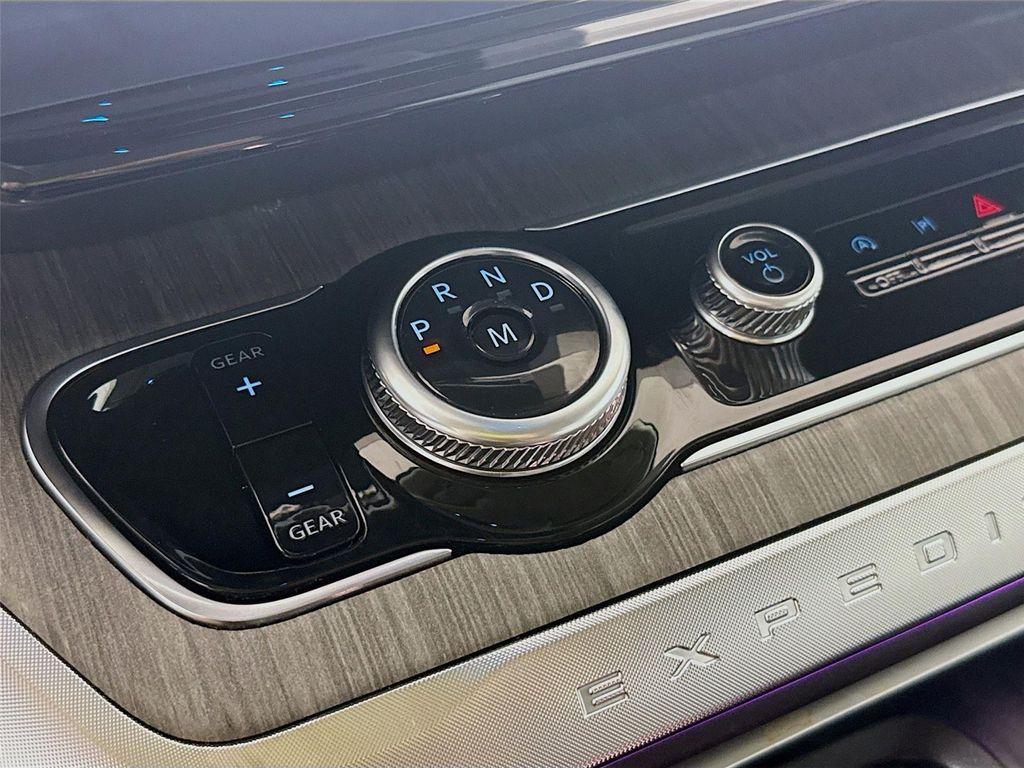 used 2025 Ford Expedition Max car, priced at $78,500