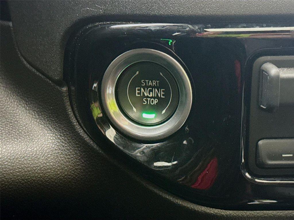 used 2022 Chevrolet Silverado 1500 car, priced at $44,999