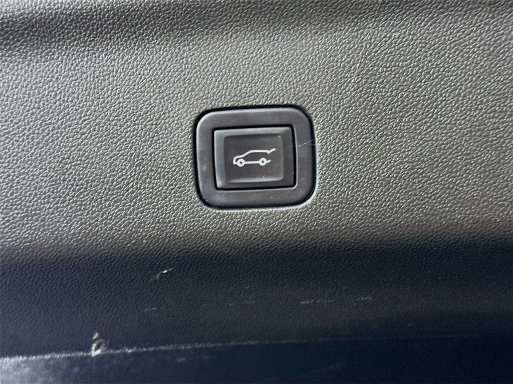 used 2022 Chevrolet Tahoe car, priced at $53,500