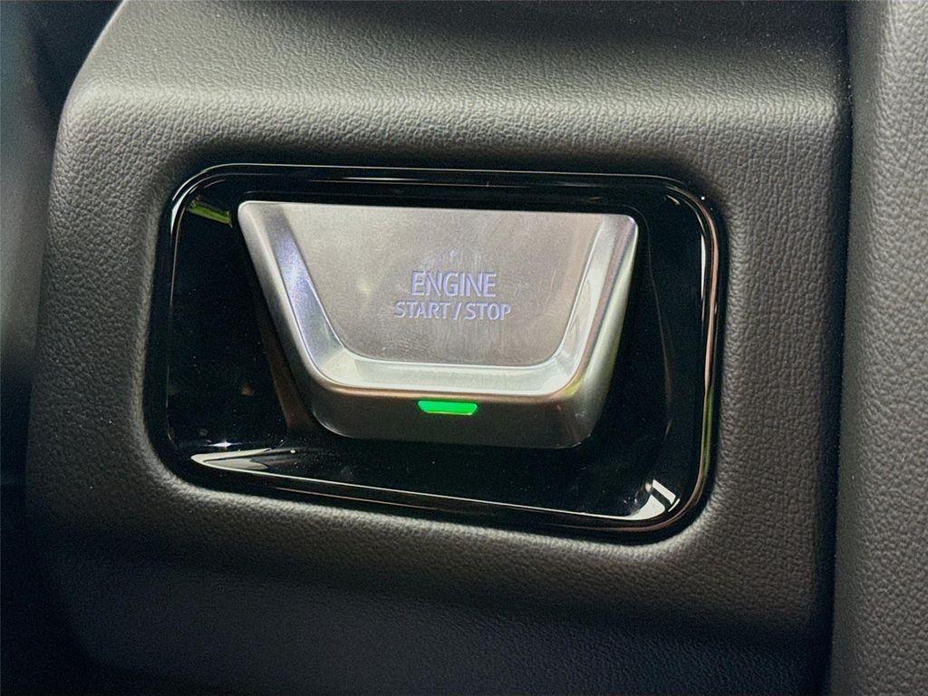 used 2025 GMC Yukon car, priced at $64,500