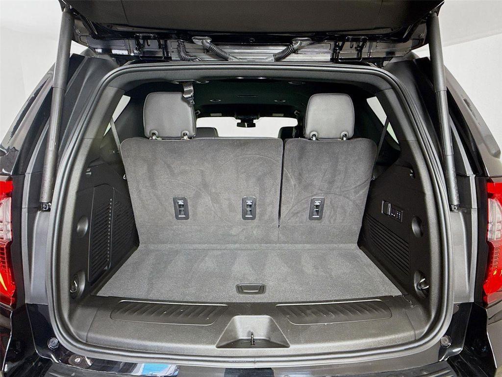 used 2025 GMC Yukon car, priced at $64,500