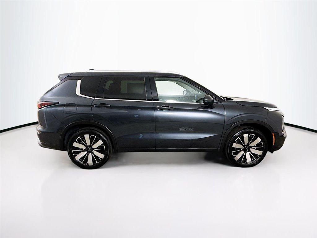 new 2026 Mitsubishi Outlander car, priced at $41,710