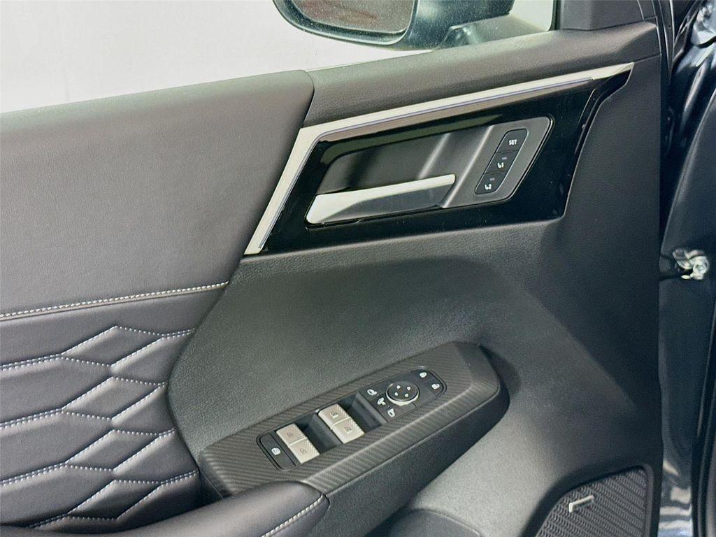 new 2026 Mitsubishi Outlander car, priced at $41,710