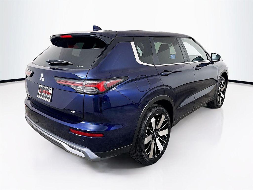 new 2026 Mitsubishi Outlander car, priced at $37,115