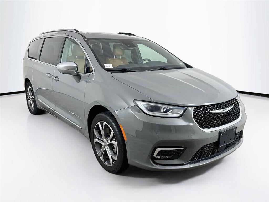 used 2022 Chrysler Pacifica car, priced at $31,500