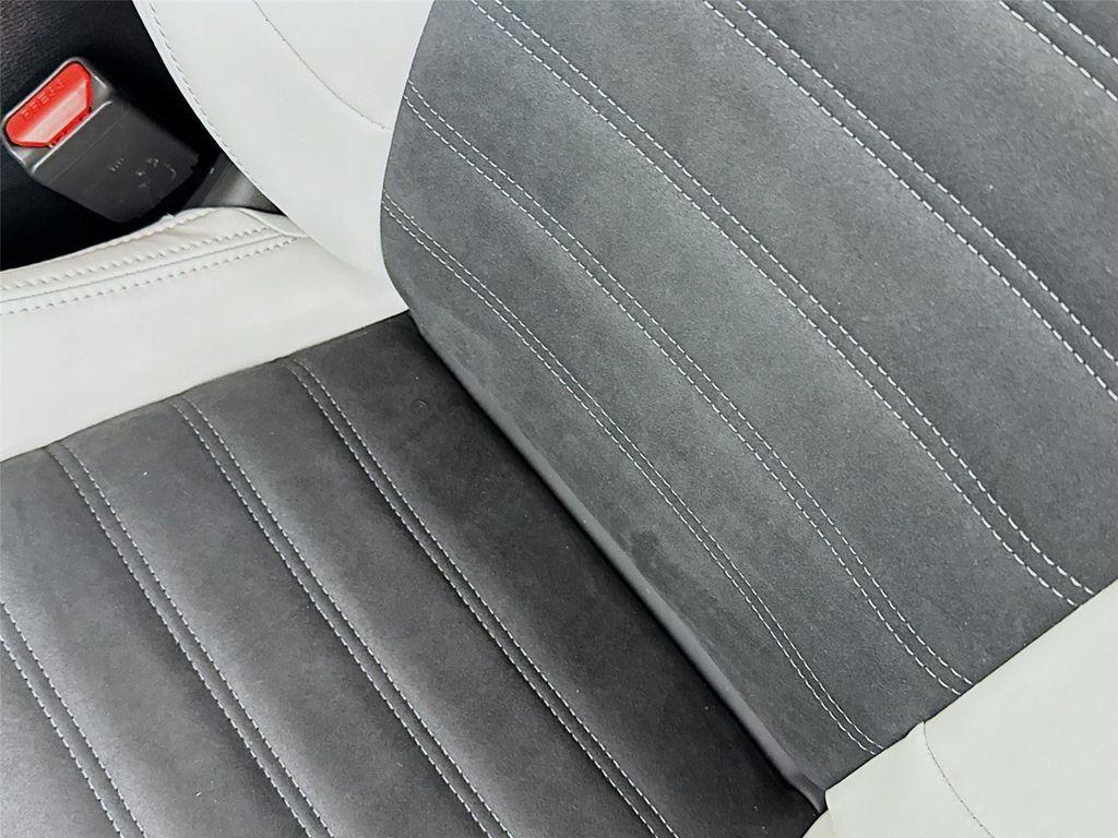 new 2025 Mitsubishi Outlander car, priced at $33,290