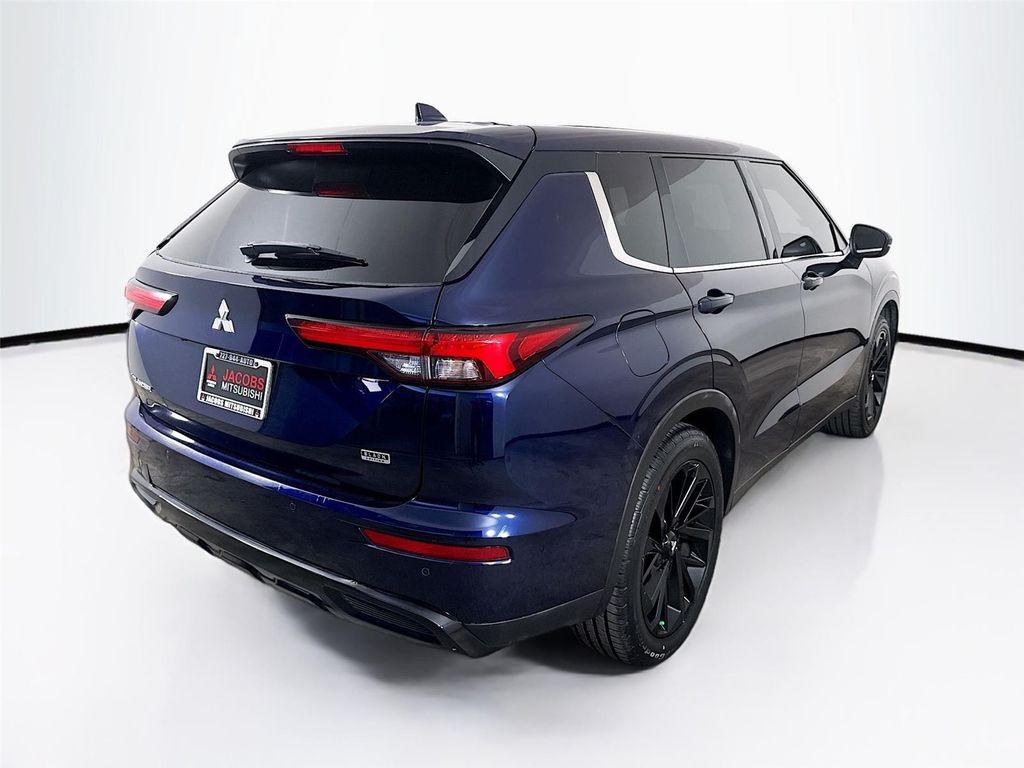 used 2022 Mitsubishi Outlander car, priced at $15,299