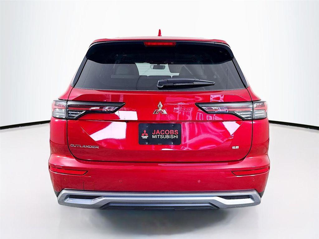 new 2025 Mitsubishi Outlander car, priced at $32,940