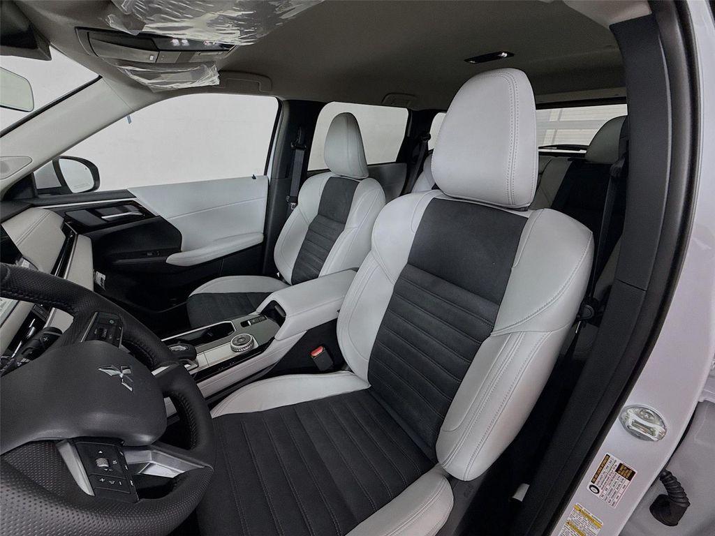 new 2026 Mitsubishi Outlander car, priced at $35,740