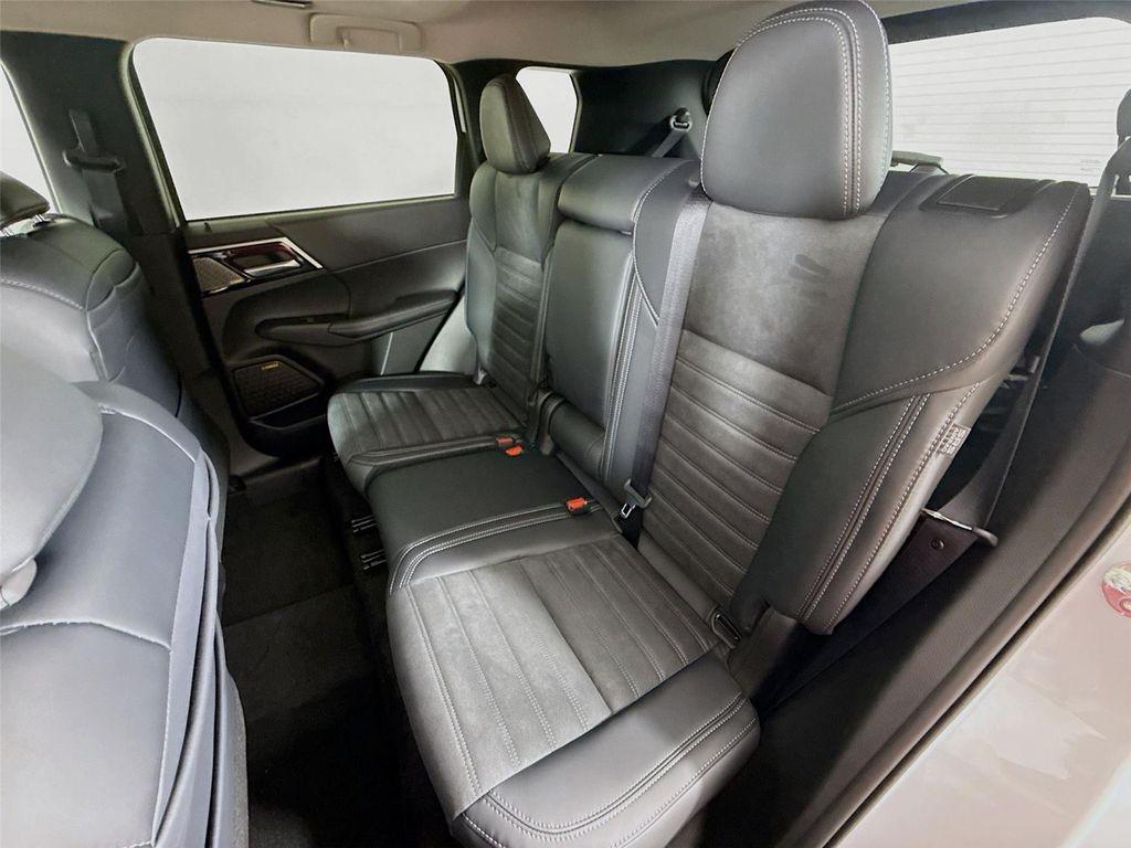 new 2026 Mitsubishi Outlander car, priced at $41,005