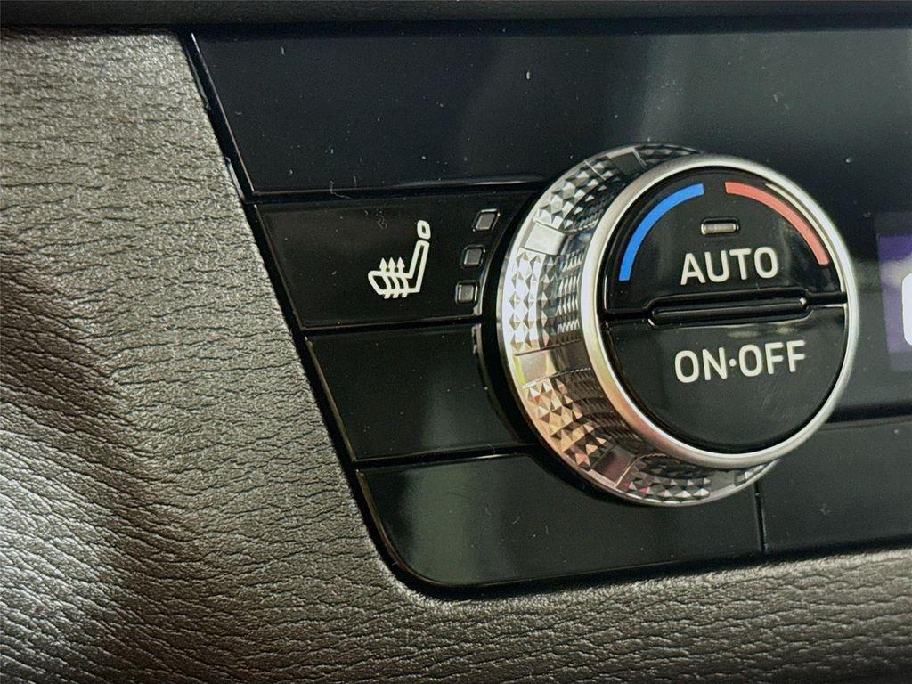 new 2026 Mitsubishi Outlander car, priced at $41,005