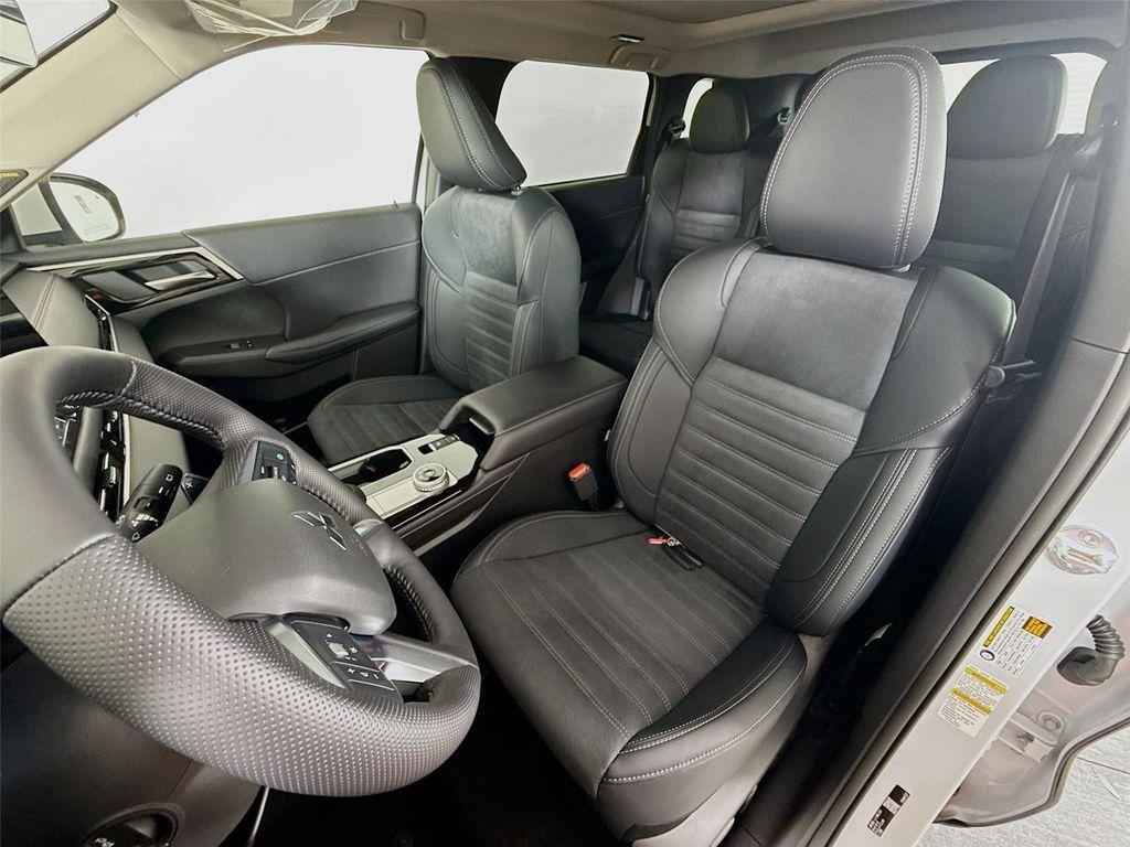 new 2026 Mitsubishi Outlander car, priced at $41,005