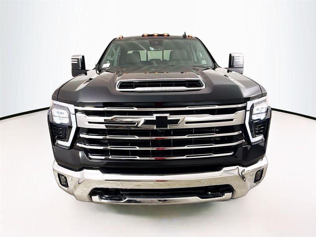 used 2025 Chevrolet Silverado 2500 car, priced at $72,000