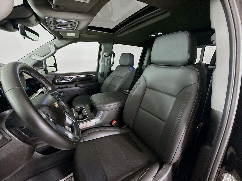 used 2025 Chevrolet Silverado 2500 car, priced at $72,000