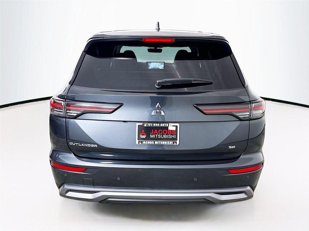 new 2026 Mitsubishi Outlander car, priced at $29,988