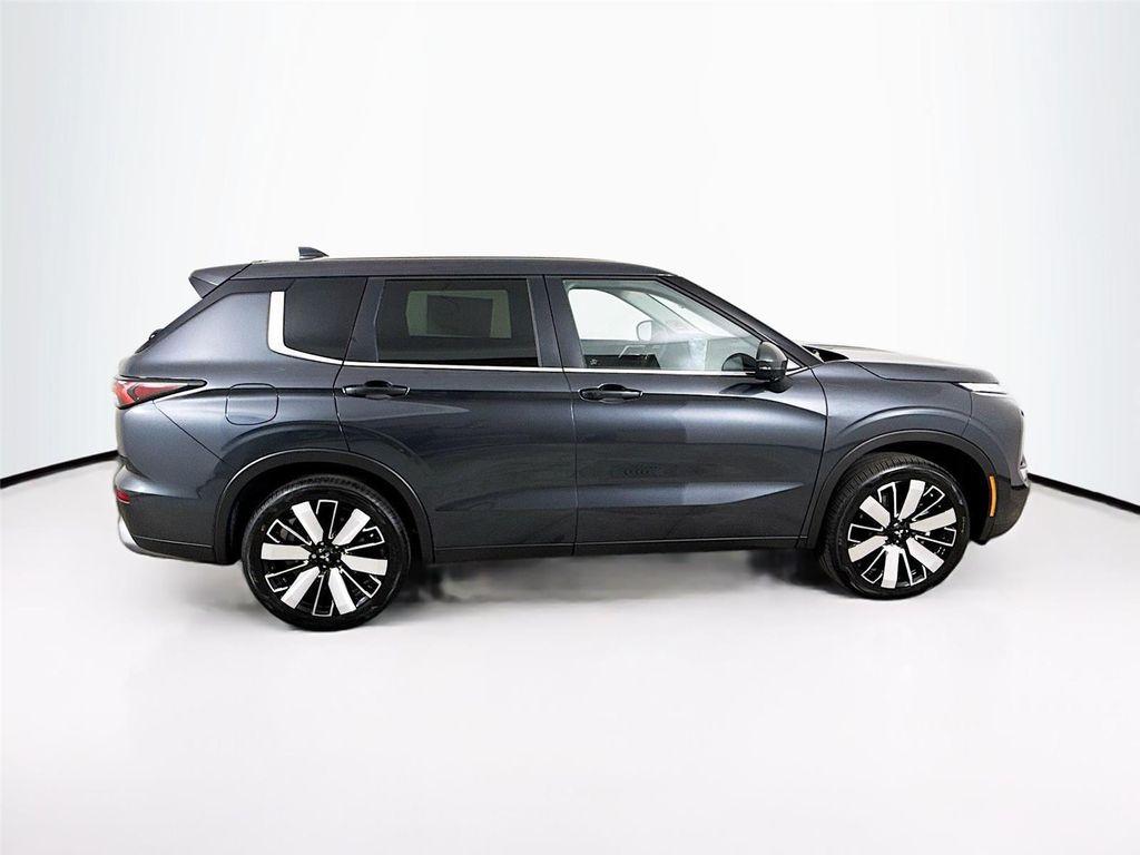 new 2026 Mitsubishi Outlander car, priced at $29,988