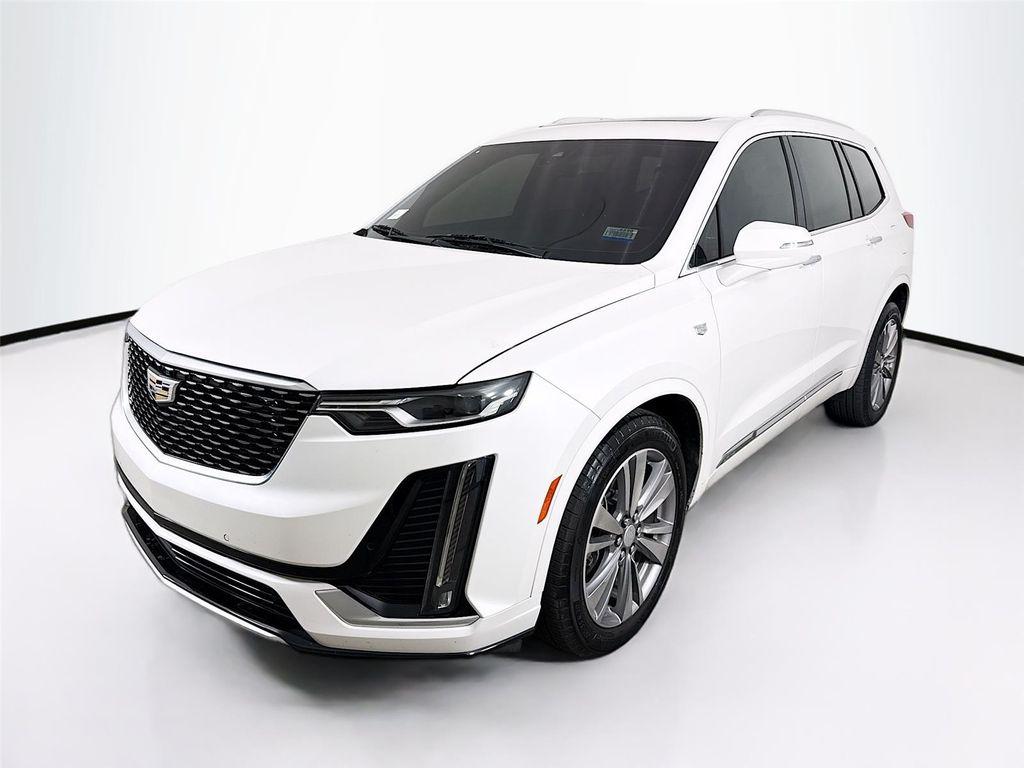 used 2022 Cadillac XT6 car, priced at $31,700
