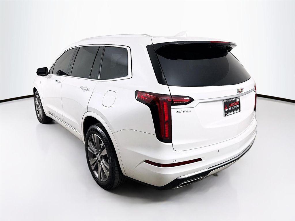 used 2022 Cadillac XT6 car, priced at $31,700