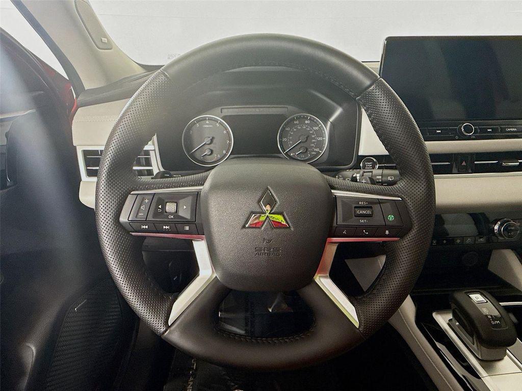 used 2025 Mitsubishi Outlander car, priced at $26,500