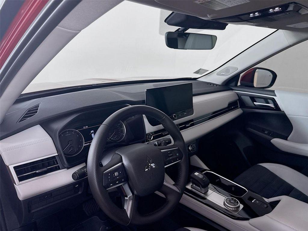 used 2025 Mitsubishi Outlander car, priced at $26,500