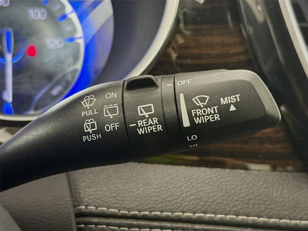 used 2023 Chrysler Pacifica car, priced at $22,000