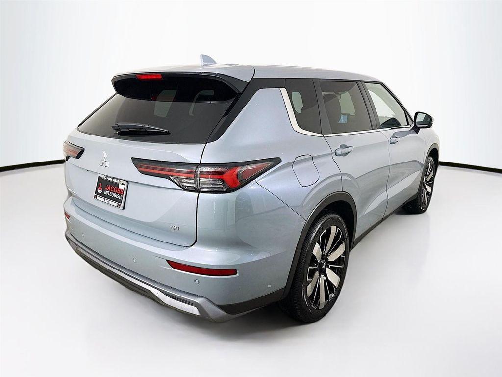 new 2026 Mitsubishi Outlander car, priced at $34,910