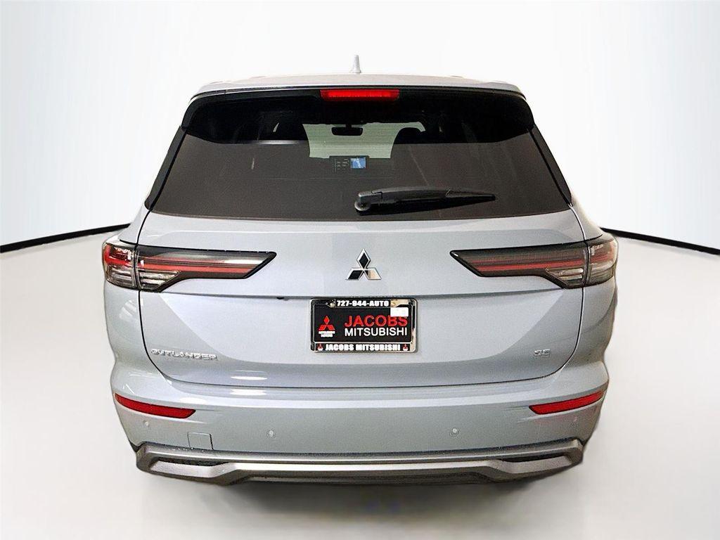 new 2026 Mitsubishi Outlander car, priced at $34,910