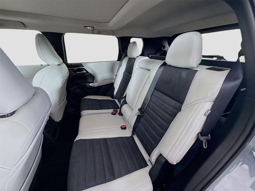 new 2026 Mitsubishi Outlander car, priced at $33,988