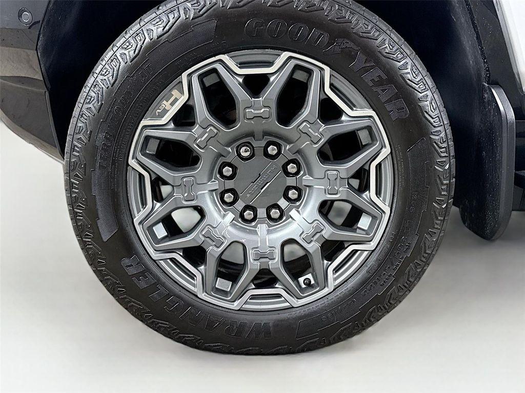 used 2025 GMC HUMMER EV SUV car, priced at $69,244