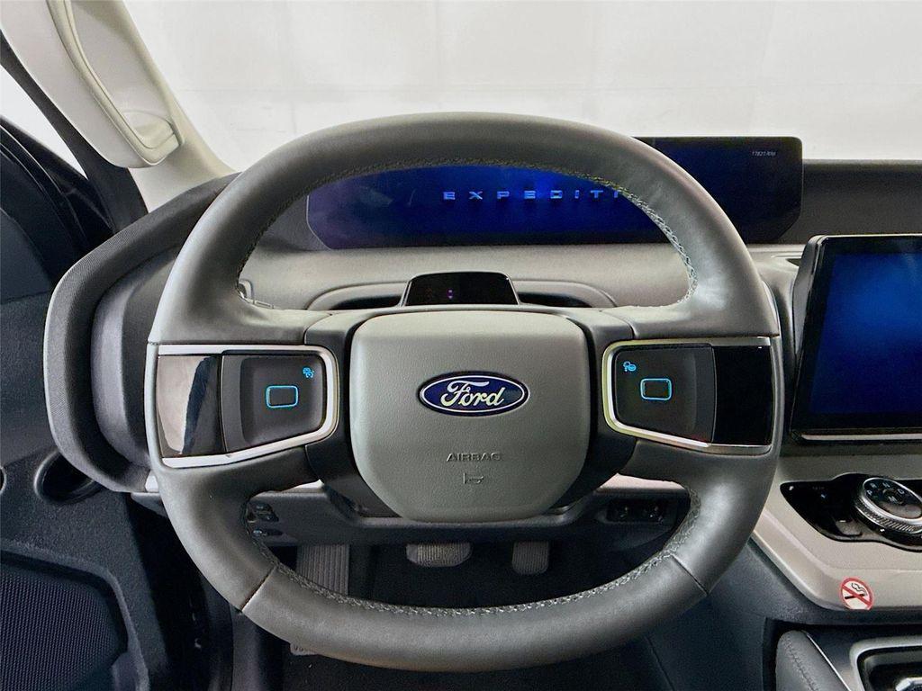 used 2025 Ford Expedition Max car, priced at $59,050