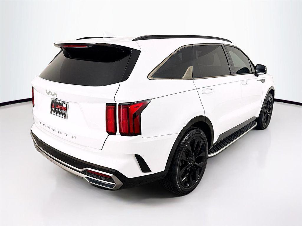 used 2022 Kia Sorento car, priced at $24,700