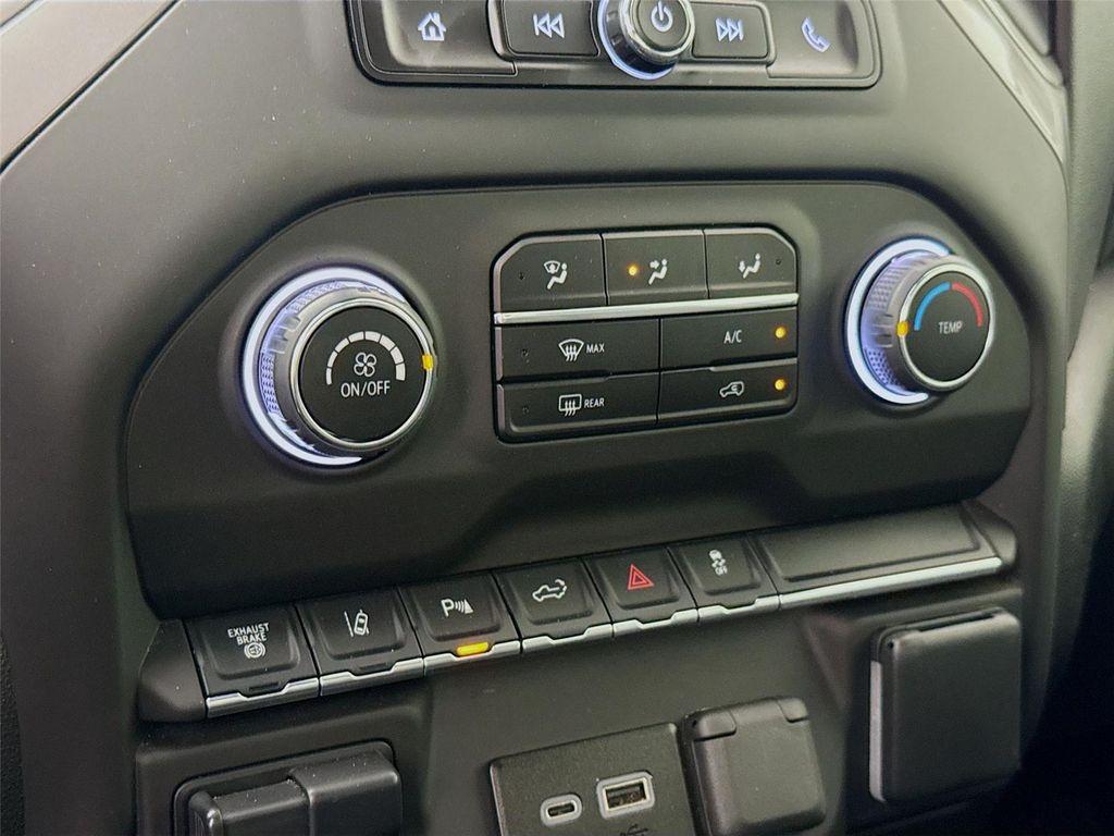 used 2024 Chevrolet Silverado 2500 car, priced at $53,928