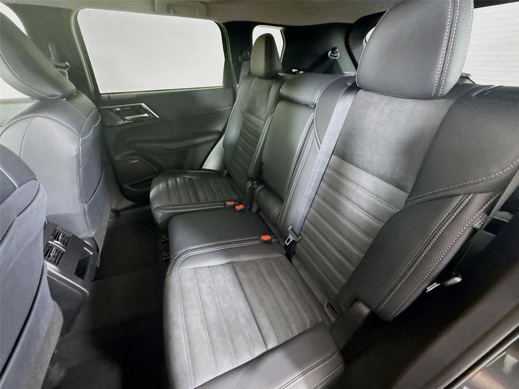 new 2026 Mitsubishi Outlander car, priced at $40,440